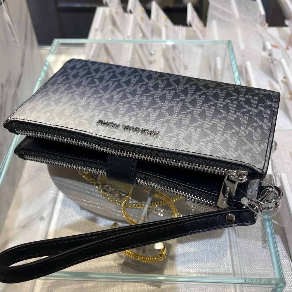 MICHAEL KORS Jet Set Lg Ombré Signature Logo Double Zip Wristlet Wallet 
Black - Picture 16 of 16